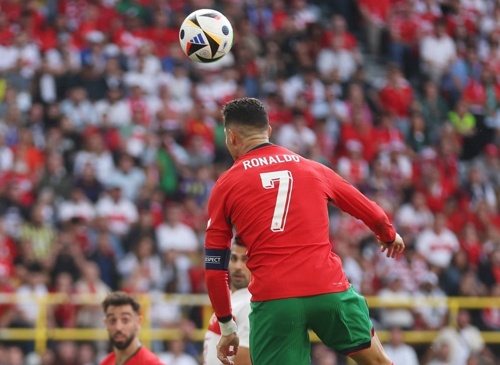 Ronaldo: Zlatna lopta? To je izmišljena nagrada, bez kredibiliteta 8 Ronaldo: Zlatna lopta? To je izmišljena nagrada, bez kredibiliteta