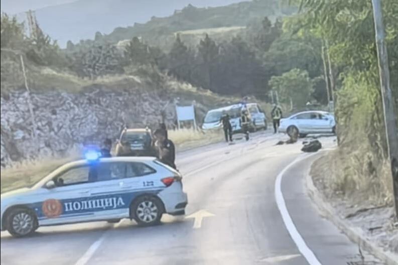 Za 24 sata 31 saobraćajna nezgoda, četiri osobe teže povrijeđene 3 Za 24 sata 31 saobraćajna nezgoda, četiri osobe teže povrijeđene