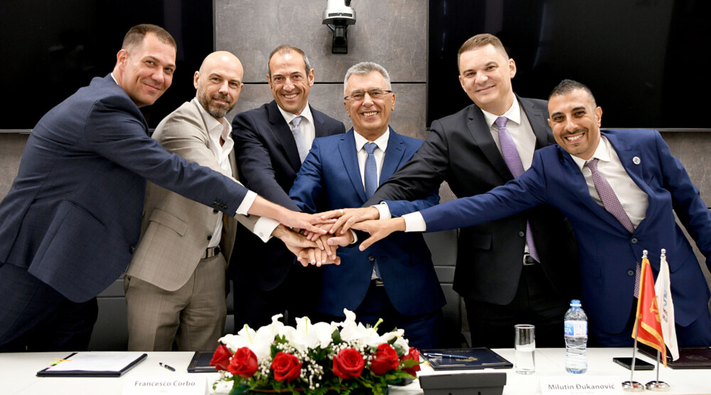 EPCG i EBRD potpisali novi kreditni aranžman za proširenje VE Gvozd – investicija od 25 miliona eura za najveću vjetroelektranu u Crnoj Gori 10 EPCG i EBRD potpisali novi kreditni aranžman za proširenje VE Gvozd – investicija od 25 miliona eura za najveću vjetroelektranu u Crnoj Gori