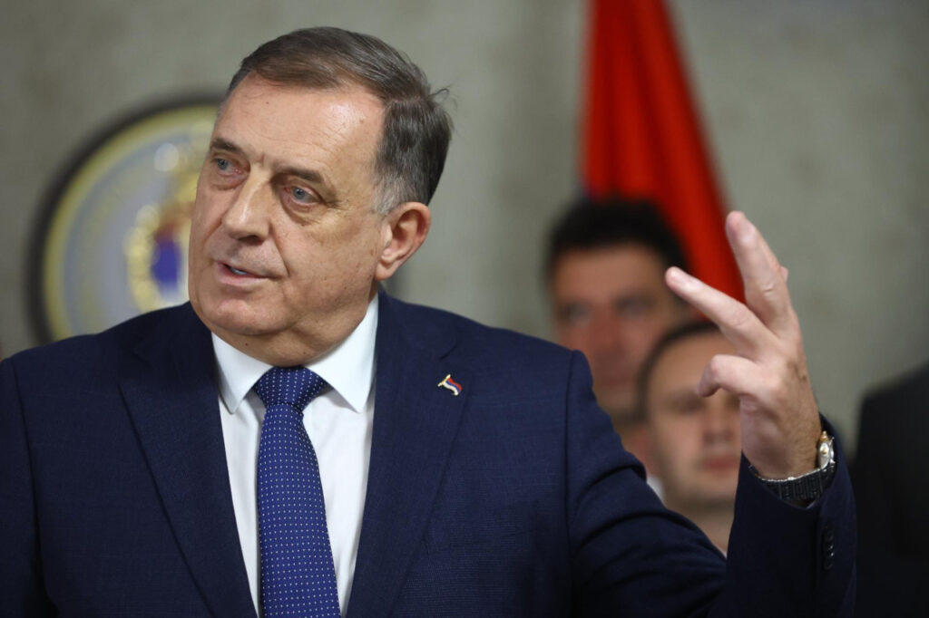 Dodik ne priznaje presudu: „Šmit je baksuz, pisaću Trumpu i Putinu“
