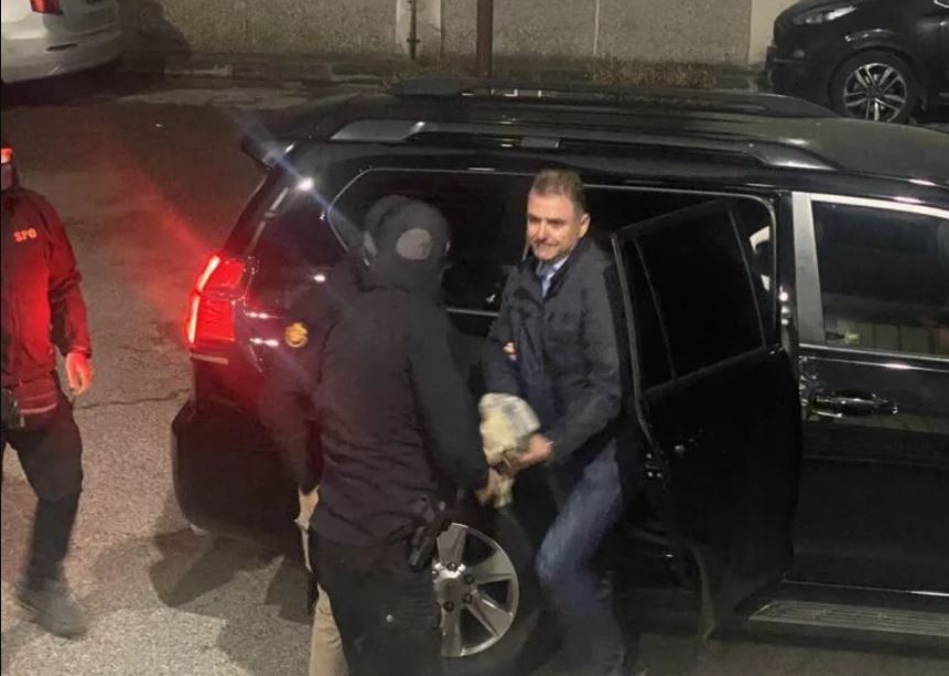 Potvrđena optužnica protiv Petra Ivanovića, Nemanje Katnića i Vukice Perović 6 Potvrđena optužnica protiv Petra Ivanovića, Nemanje Katnića i Vukice Perović