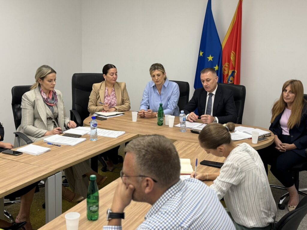 Gutić održao sastanak sa roditeljima: Djeca sa autizmom zaslužuju sistem koji ih ne sputava