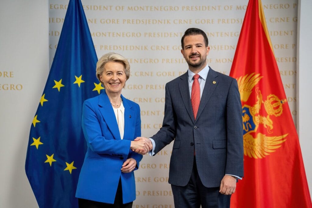 Crnoj Gori, pored političke podrške EU, neophodne i konkretne investicije 8 Crnoj Gori, pored političke podrške EU, neophodne i konkretne investicije