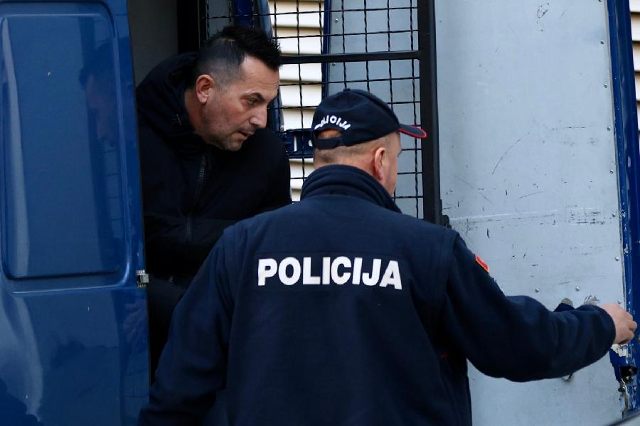 Uređivao državu i medije: Prema tvrdnjama SDT-a, Mijajlović stvorio mrežu za targetiranje neistomišljenika 16 Uređivao državu i medije: Prema tvrdnjama SDT-a, Mijajlović stvorio mrežu za targetiranje neistomišljenika