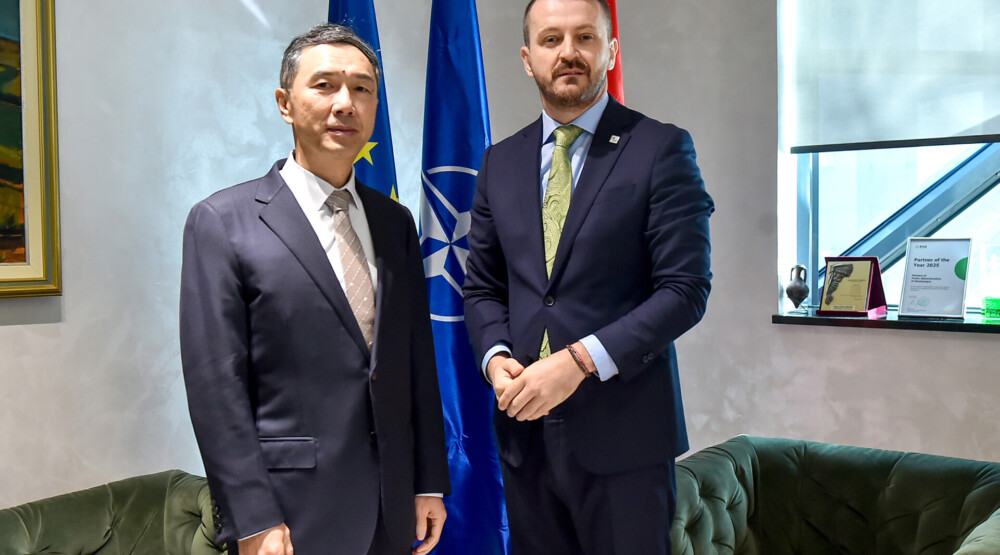 Dukaj Sijufeng 1000x555 1