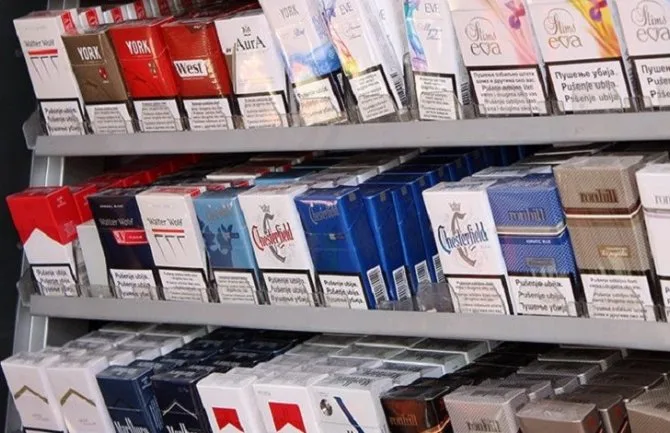 Vlada diže akcize, cigarete ponovo poskupljuju