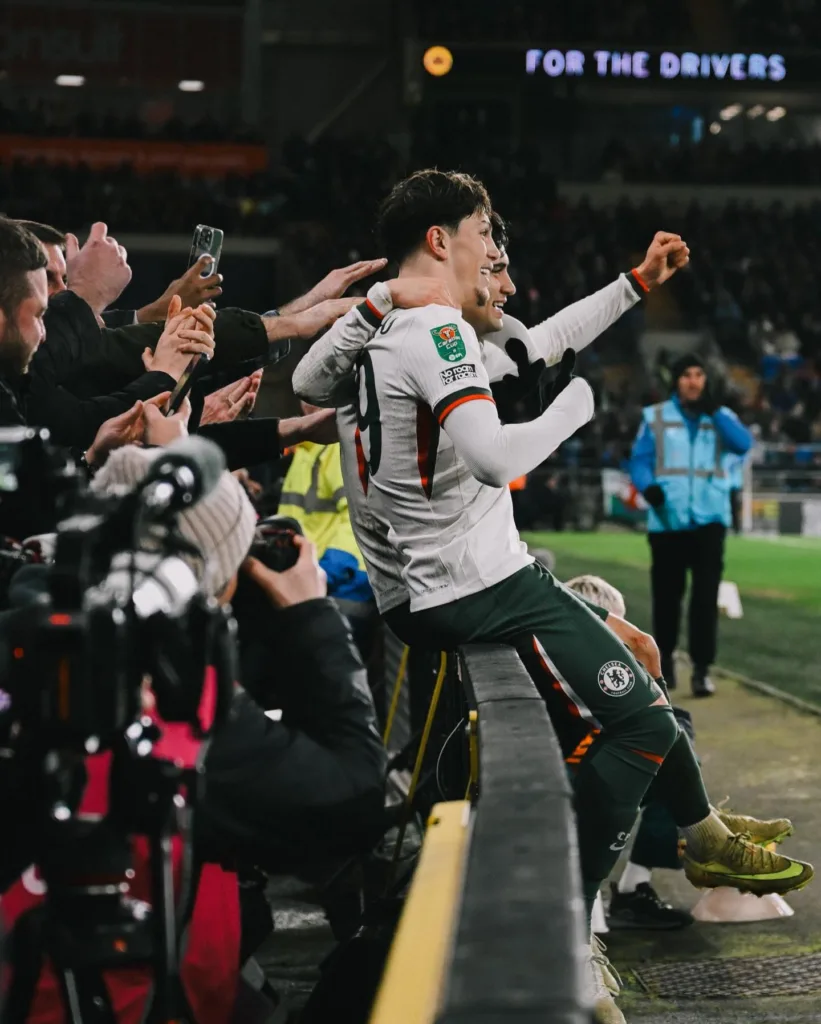 Čelsi prvi polufinalista Liga kupa