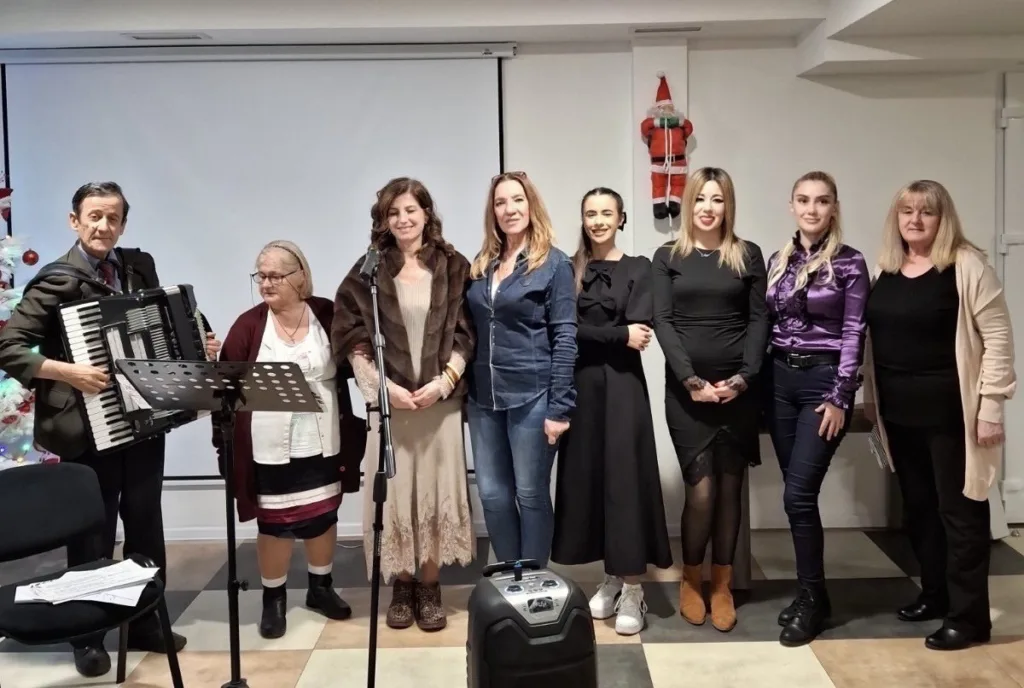 Muzički karavan „Dragan Koprivica i prijatelji“ nastupio u Domu starih Nikšić
