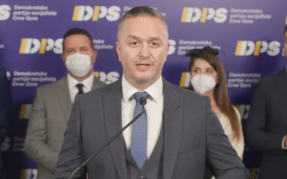 Dizdarević: Interes Bošnjaka ostvaruje se kroz doprinos građanskom društvu i afirmaciji vrijednosti savremenog doba
