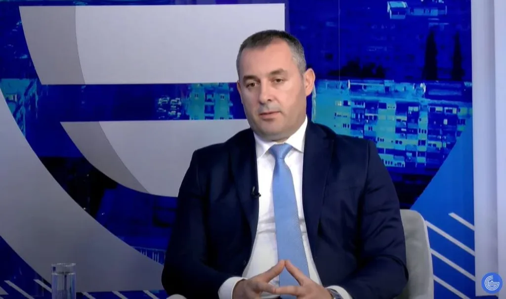 Šćekić: Slaveći Sretenje, slavimo molbu predaka i obavezu da se ne odričemo jedni drugih 5 Šćekić: Slaveći Sretenje, slavimo molbu predaka i obavezu da se ne odričemo jedni drugih