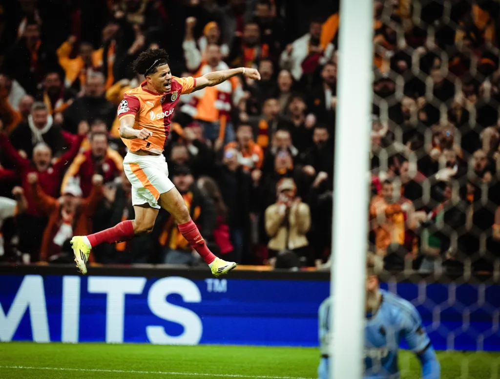 „Petarda“ u Istanbulu: Galatasaraj iskoristio poklone Juventusa i jednom nogom zakoračio u osminu finala