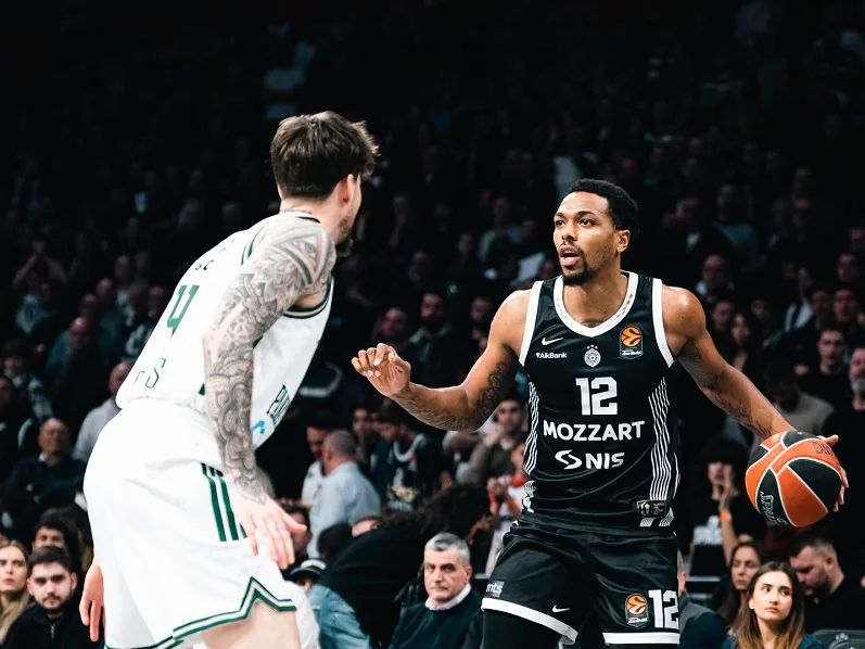 Partizan razbio PAO u „Areni“