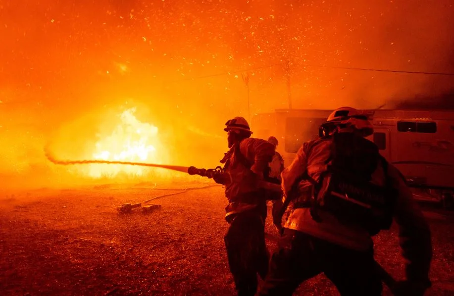 Pozar Kalifornija foto AP 1