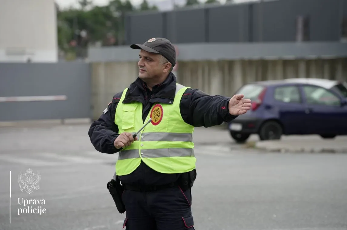 Za 24 sata 22 saobraćajne nezgode, dvije osobe teže povrijeđene