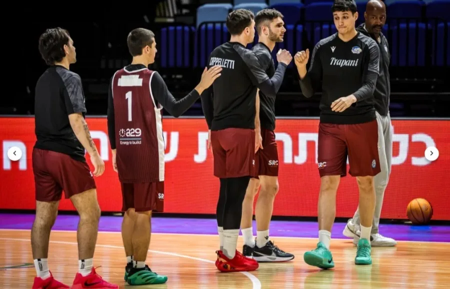 Nevjerovatne scene u FIBA LŠ: Trapani ostao sa jednim igračem na parketu, meč prekinut poslije sedam minuta