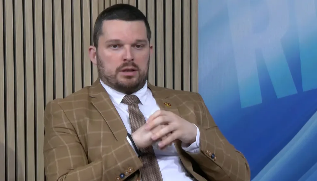 Mikić: Zbog trzavica u većini mogući i vanredni izbori 6 Mikić: Zbog trzavica u većini mogući i vanredni izbori