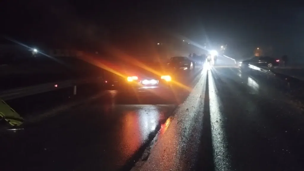 Nikšić: U saobraćajnoj nesreći jedno lice poginulo, petoro teško povrijeđeno