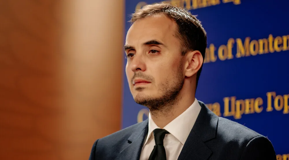 Konatar: URA će ponovo predložiti zakon o obeštećenju svih radnika državnih preduzeća koja su pošla u stečaj 5 Konatar: URA će ponovo predložiti zakon o obeštećenju svih radnika državnih preduzeća koja su pošla u stečaj