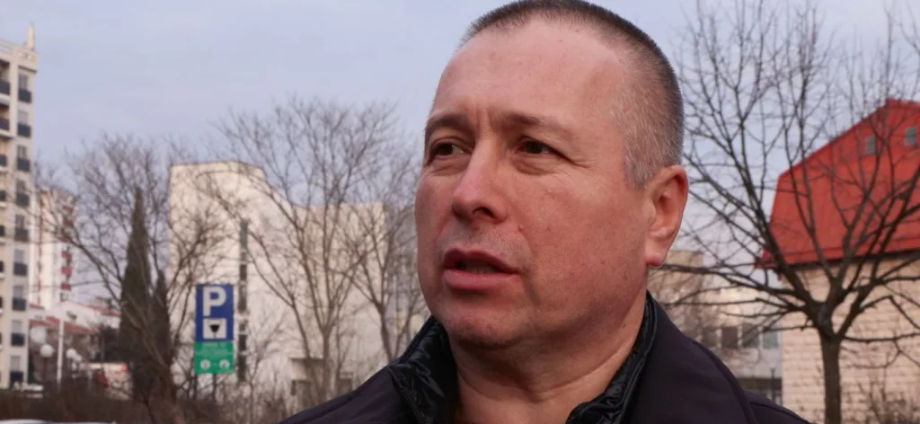 (VIDEO) Skoro 40 odsto građana živi u blagostanju, svaki deseti može godinu bez plate; Rabrenović: Najveći problem raslojavanje društva 14 (VIDEO) Skoro 40 odsto građana živi u blagostanju, svaki deseti može godinu bez plate; Rabrenović: Najveći problem raslojavanje društva
