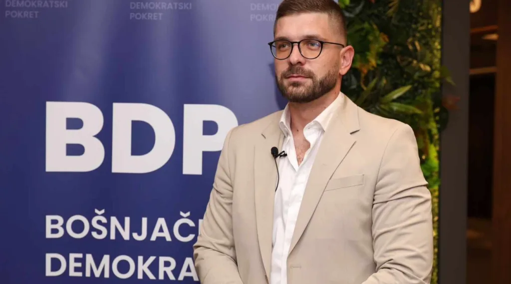 Šabotić: Svjedoci smo da su pasivnost i beznađe nametnuti kao model ponašanja u Rožajama, naročito mladima