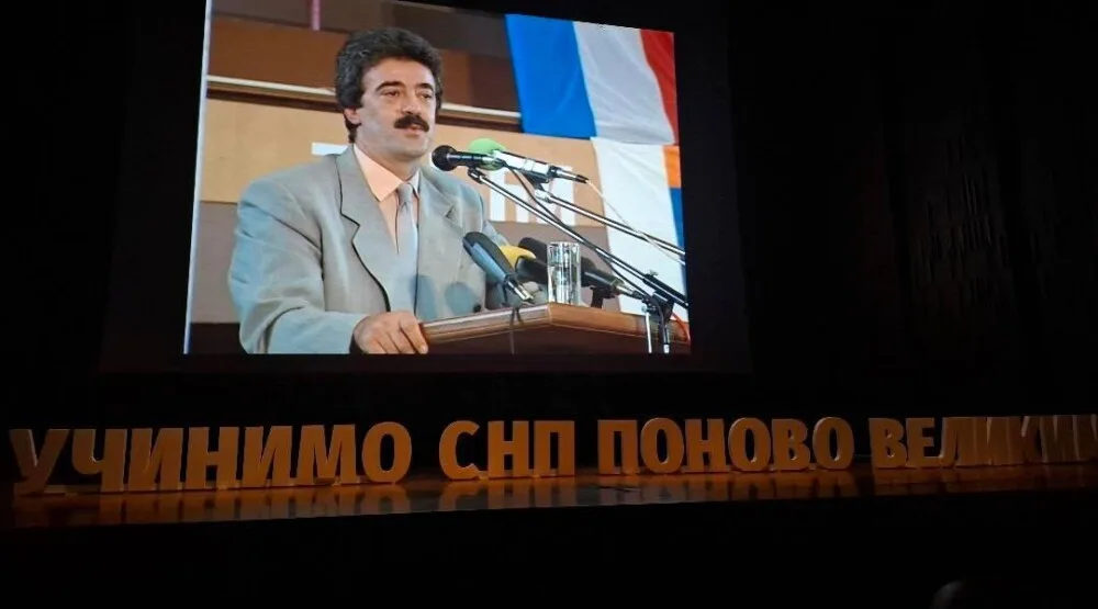 SNP: Film “Istina”, posvećen Momiru Bulatoviću premijerno je prikazan u Sali Muzičkog centra