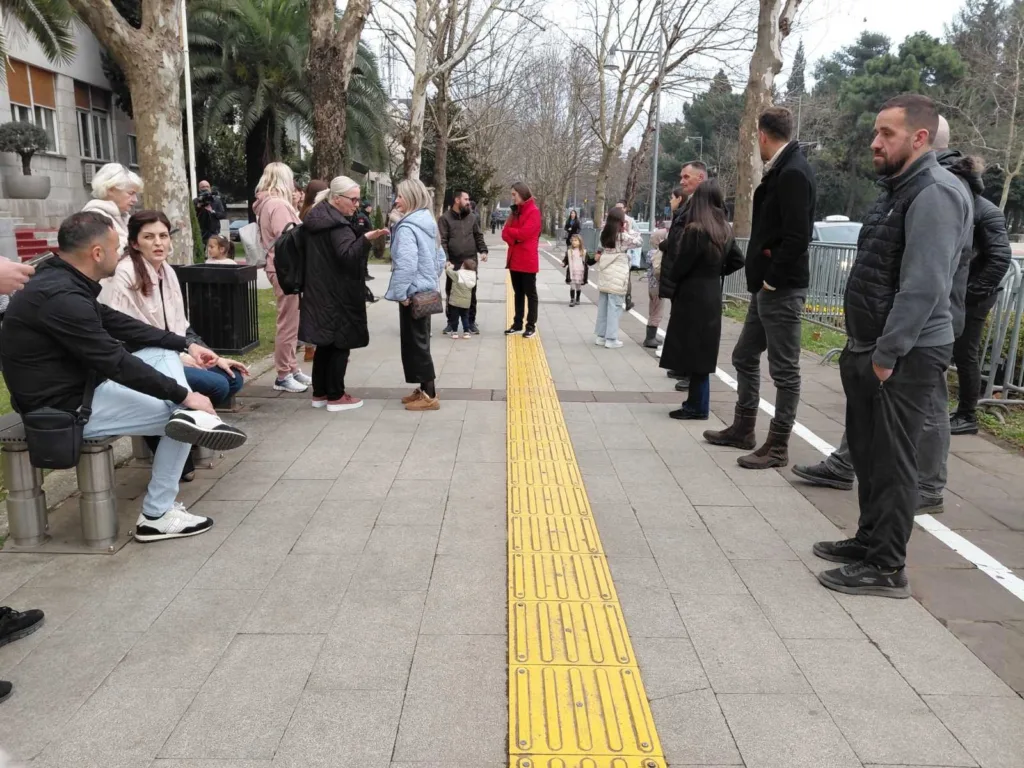 4cd9013e c1c2 41db a0f7 7010b3b48e28