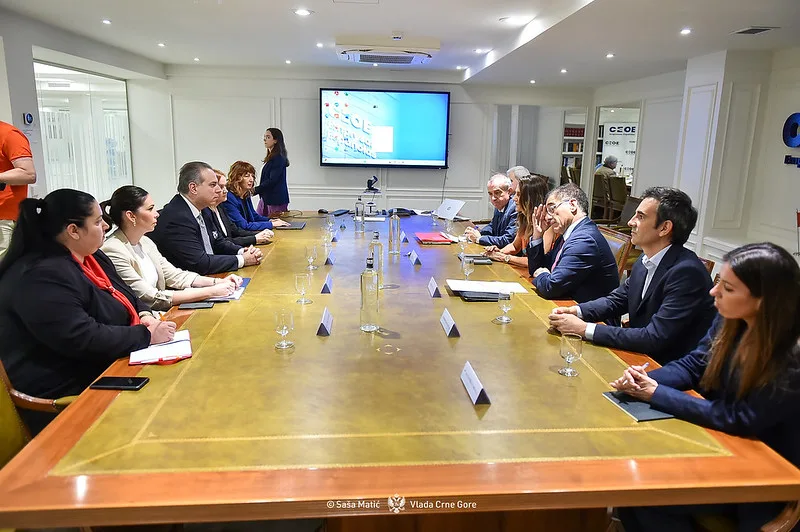 Ivanović sa predstavnicima Udruženja španskih kompanija: Veliki potencijal za jačanje ekonomske saradnje