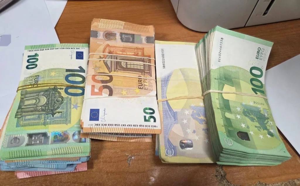 6282392f 7623 463c 80a7 808b85a8a608