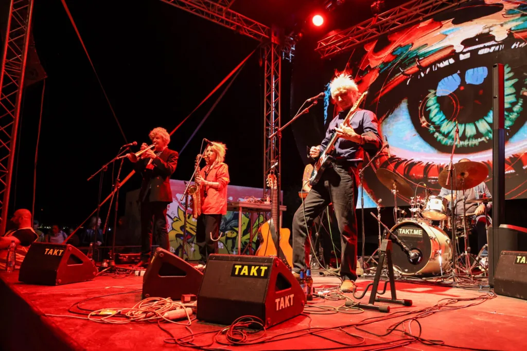 Rundek i Ekipa zatvorili Festival vjetra 2025 10 Rundek i Ekipa zatvorili Festival vjetra 2025