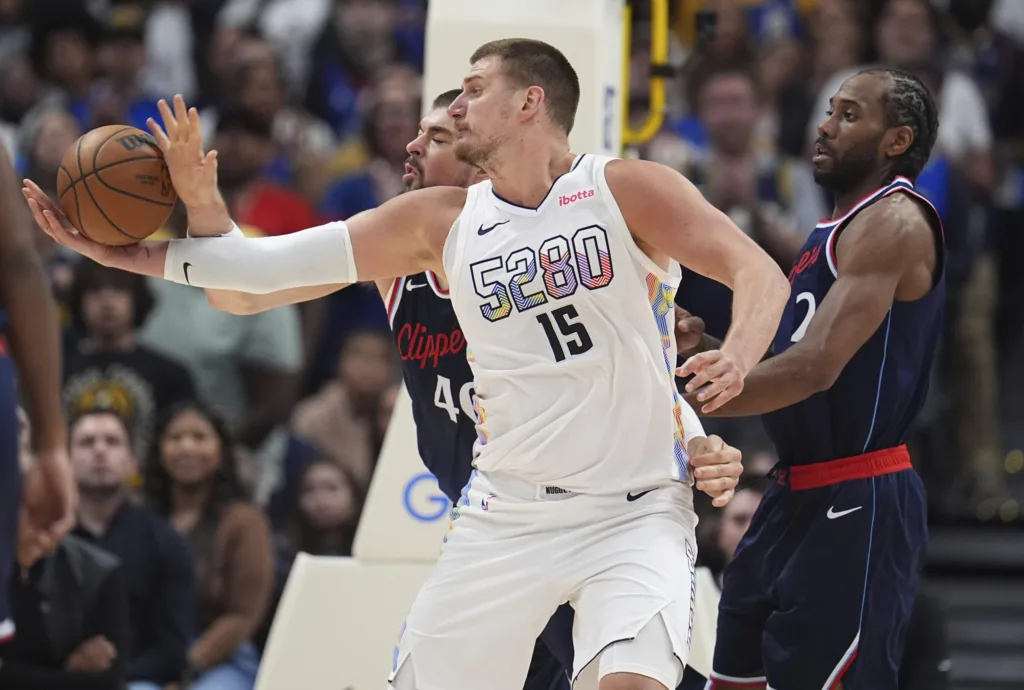 Indijana prvi finalista Istoka, Denver pred eliminacijom