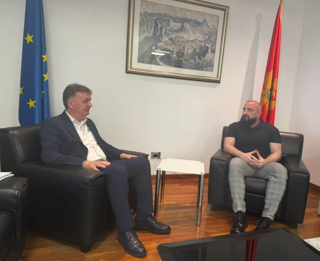 Aleksić razgovarao sa aktivistom za ljudska prava Aleksandrom Sašom Zeković 8 Aleksić razgovarao sa aktivistom za ljudska prava Aleksandrom Sašom Zeković