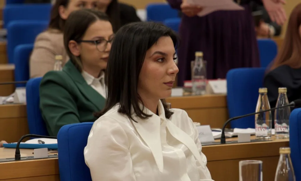 Andjela Micovic pes foto RTV PG 1