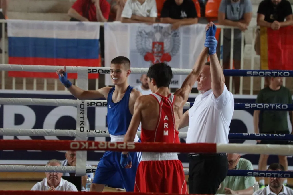 Dvije bronze za crnogorske boksere na EUBC EP za juniore