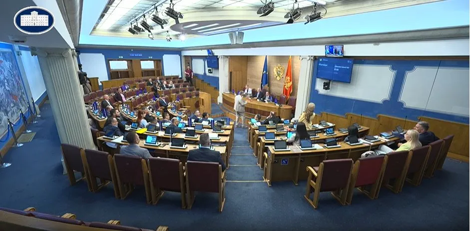 (VIDEO) Sjednica prekinuta nakon verbalnog sukoba