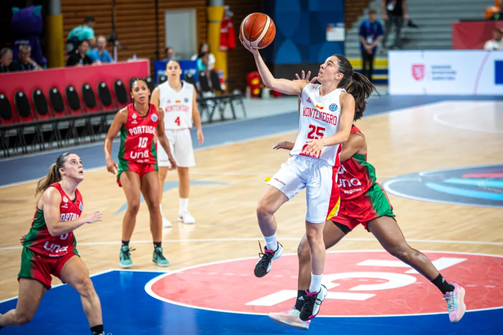 Debitant prejak za „crvene“, Crna Gora bez pobjede okončala nastup na Eurobasketu