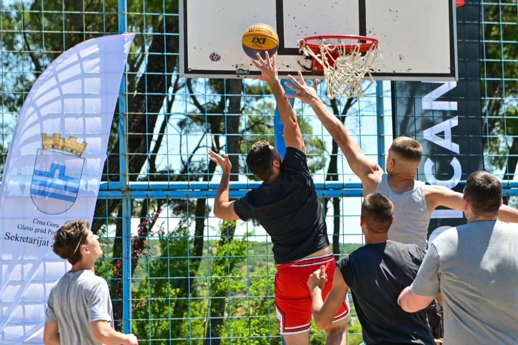 Basket u mom kvartu: U subotu završni spektakl u Njegoševom parku 12 Basket u mom kvartu: U subotu završni spektakl u Njegoševom parku