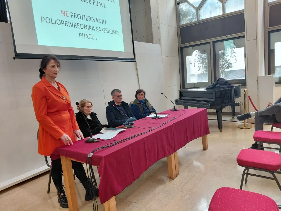 Tribina GP „Idemooo“: Pozivaju građane na protest u petak pred skupštinsko zasjedanje 5 Tribina GP „Idemooo“: Pozivaju građane na protest u petak pred skupštinsko zasjedanje