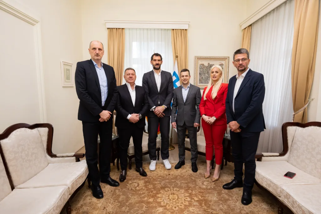 Garbahosa se sastao sa gradonačelnikom Mujovićem i posjetio košarkaške klubove u Podgorici