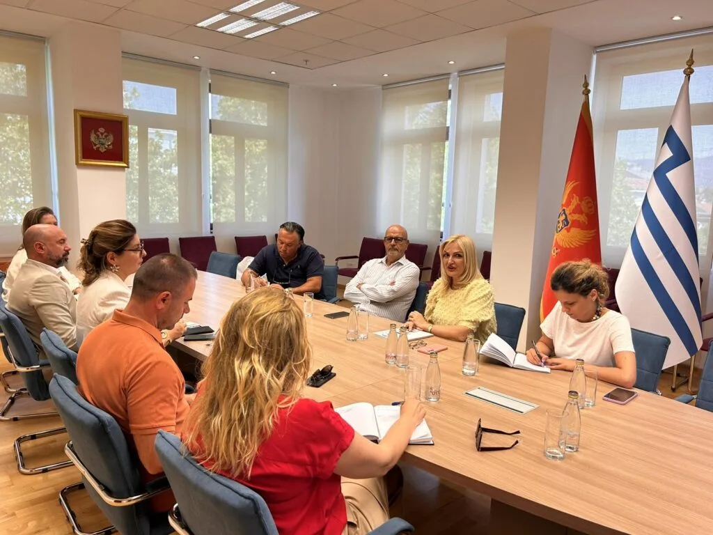 Borovinić Bojović: Pokrenuta inicijativa za osnivanje Legata djela Dada Đurića u Podgorici 5 Borovinić Bojović: Pokrenuta inicijativa za osnivanje Legata djela Dada Đurića u Podgorici
