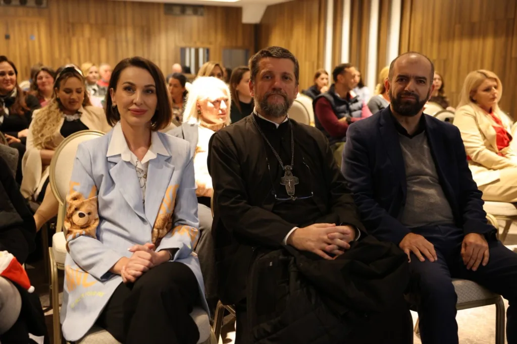 “Večeras sam po mjeri naše djece“: Iskren osmijeh znači – ne samo za dijete, već za cijelu porodicu 8 “Večeras sam po mjeri naše djece“: Iskren osmijeh znači – ne samo za dijete, već za cijelu porodicu