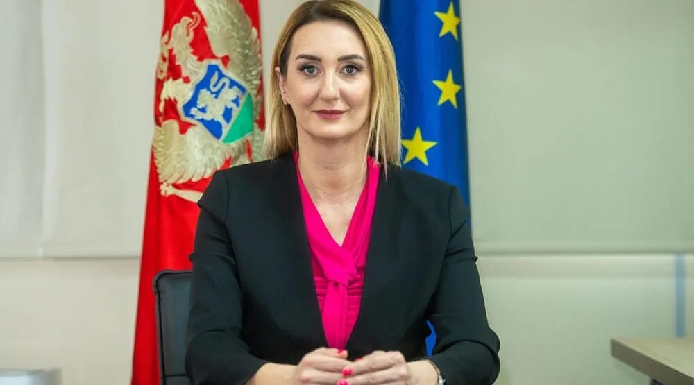 Zaposleni u ASK: Zabrinjavajuće da Perović koja je optužena za zloupotrebe i mobing, pokušava da bez odluke Savjeta preuzme dužnost direktora