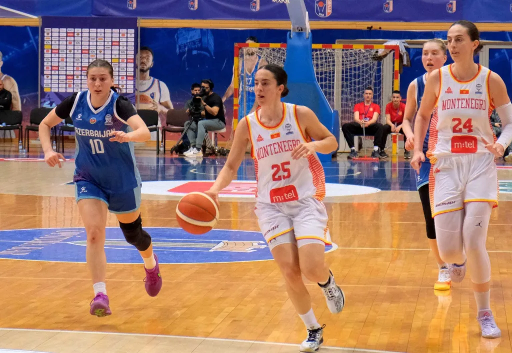Historic victory: Montenegrin women outclass Azerbaijan in Bar 2 Kosarkasice protiv AZ FIBA