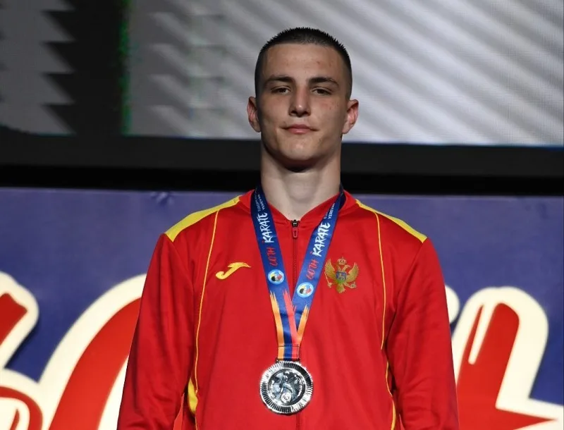 Mikulić srebrni, bronzane medalje za Dulovića, Vojinovića i Mijača