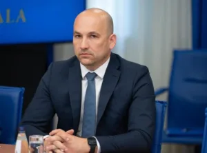 Pižurica: Ne slažem se sa odlukom da se ne potpiše zakon koji uređuje odnos države prema dinastiji Petrović-Njegoš