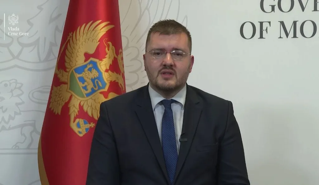 Država preuzima kontrolu nad nacionalnim internetom 1 Momo Koprivica foto vlada cg