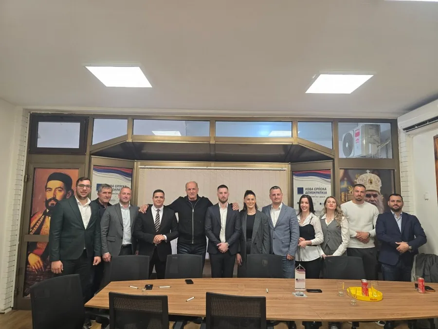 Grupa ljudi na čelu sa Radevićem pristupila Novoj srpskoj demokratiji