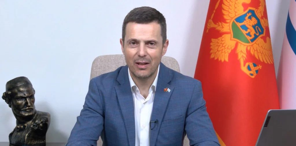 Mujović: Izmjena lokacije kolektora dovodi u pitanje naš evropski put