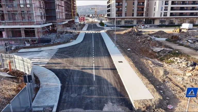 (VIDEO) Čukić: Nova saobraćajnica u Siti kvartu će rasteretiti saobraćaj, vrijednost radova 850.000 eura 1 Screenshot 20260311 095911 Instagram 768x435 1