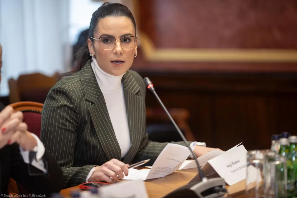Popović: Kukavički potez Pejovića