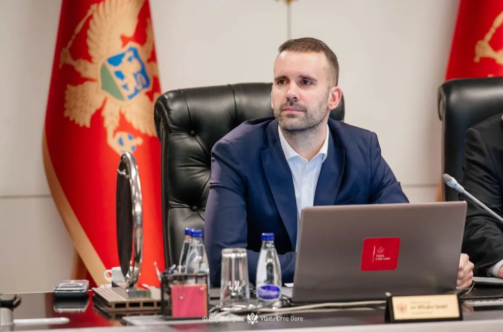 Spajić od sjutra do 29. maja u posjeti Francuskoj, sastaće se sa Makronom 1 Spajic Milojko sjednica Vlade foto Vlada CG